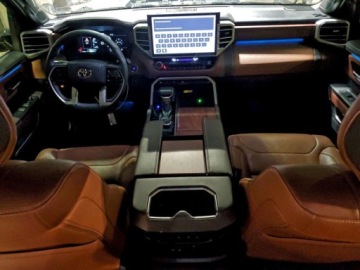 Toyota Tundra II 2023 Toyota Tundra Crewmax Platinum 2023 3.4 Benzyna 389KM, zdjęcie 8