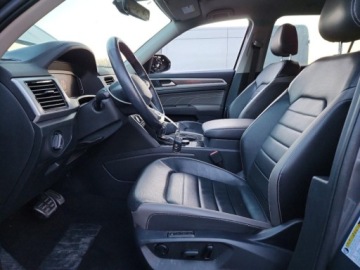 Volkswagen 2022 Volkswagen Atlas VW Atlas R-Line 4x4 kamery 360 3.6 Benzyna 260KM, zdjęcie 6