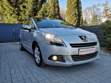 Peugeot 5008 I Minivan 2.0 HDi FAP 150KM 2011 Peugeot 5008 2,0 HDI 150KM Klimatronik ALU 16 7, zdjęcie 2