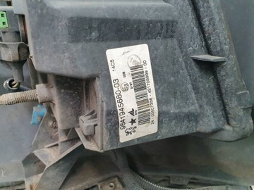 NÁRAZNÍK PŘEDNÍ MASKA ČERNÁ PEUGEOT 407 CHRÓM