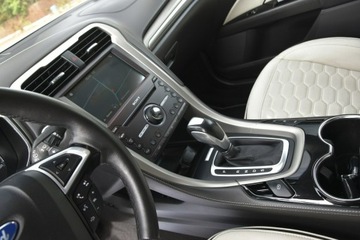 Ford Mondeo V Kombi 2.0 TDCi 180KM 2016 Ford Mondeo Vignale 2.0TDCi 180KM Automat 2016r., zdjęcie 10