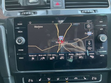 Volkswagen Golf VII Variant 2.0 TDI CR DPF BlueMotion Technology 150KM 2017 Volkswagen Golf 2.0 diesel 150 KM BEZWYPADKOWY 6 biegow zadbany zamia, zdjęcie 17