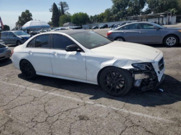 Mercedes Klasa E W213 2019 Mercedes-Benz Klasa E 53 AMG 4Matic 2019 3.0l 3.0 Benzyna 429KM, zdjęcie 4