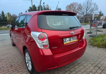 Toyota Verso Minivan 1.8 Valvematic 147KM 2009 Toyota Verso 1.8Benzynaserwisbogata wersjapanorama dach 1.8 Benzyna, zdjęcie 5