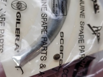 PIAGGIO FLY 4T 07+ ЭМБЛЕМА ДЕКОР ХРОМ НОС 655436