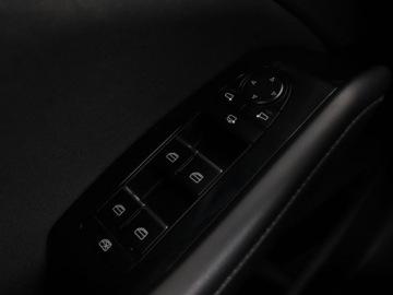 Mazda 3 IV Hatchback 2.0 Skyactiv-G 122KM 2019 Mazda 3 automat navi klima auto grzane fotele, zdjęcie 34