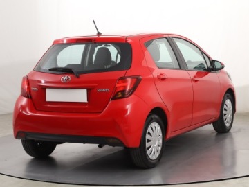 Toyota Yaris III Hatchback 5d Facelifting 1.33 Dual VVT-i 99KM 2016 Toyota Yaris 1.33 Dual VVT-i, Salon Polska, Klima, zdjęcie 4