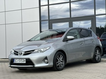 Toyota Auris II Hatchback 5d Facelifting 1.6 Valvematic 132KM 2015 Toyota Auris Kamera, LED, ALU Czujniki, Gwarancja!, zdjęcie 2