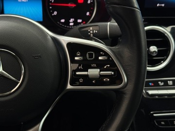 Mercedes GLC C253 SUV Facelifting 2.0 200d 163KM 2021 Mercedes-Benz GLC 200 Business Line / Kamera / 1 w, zdjęcie 21