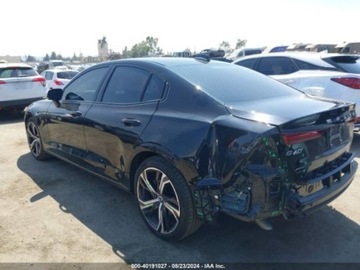 Volvo 2024 Volvo S60 2024 Volvo S60 B5 FWD Plus Dark Theme 2.0 Benzyna 247KM, zdjęcie 2