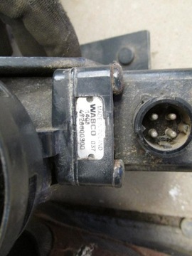 МОДУЛЯТОР КЛАПАНОВ IVECO STRALIS WABCO 4728801030 EBS