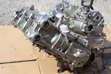 ДВИГАТЕЛЬ K1600GT K1600 GTL