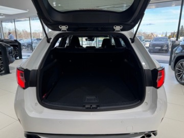 Toyota Corolla XII TS Kombi Facelifting 2.0 Hybrid Dynamic Force 196KM 2022 Toyota Corolla Comfort + Tech + Style / Kamera cof, zdjęcie 15