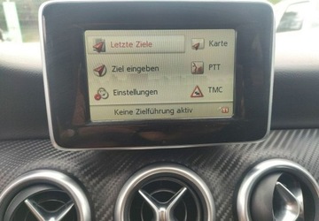 Mercedes Klasa A W176 Hatchback 5d Facelifting 180 122KM 2015 Mercedes-Benz Klasa A AMG sport line Super wyposazenie Super stan 1.6, zdjęcie 31