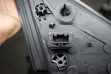 LEVÉ ZRCÁTKO RENAULT LAGUNA III 3 BARVA TED69 10PIN EVROPA