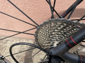 Подержанный велосипед Cannondale Synapse, полностью карбоновый