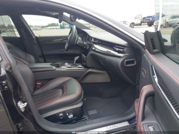 Maserati Quattroporte II 2022 Maserati Quattroporte Modena Q4 2022 3.0l 3.0 Benzyna 424KM, zdjęcie 9