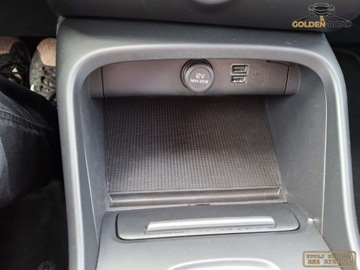 Volvo XC40 Crossover 1.5 T3 163KM 2020 Volvo XC 40 1,5 T3 BENZ 163KM klima elektryka kamera navi alu oplacony 1.5, zdjęcie 15