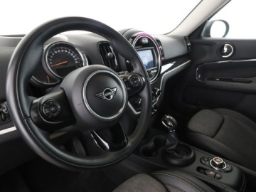 Mini Countryman F60 Crossover 1.5 Plug-in Hybrid 224KM 2020 Mini Countryman Cooper SE ALL4 PHEV Automat, zdjęcie 13