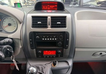 Citroen Jumpy II Combi 2.0 HDI 163KM 2012 Citroen Jumpy Citroen Jumpy 2.0 Diesel 163KM, zdjęcie 21