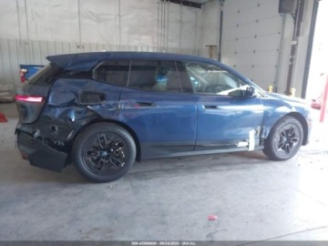 BMW iX 2025 BMW iX 2025r., 4x4, Elektryczny 516KM, zdjęcie 4