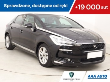 DS 5 Hatchback Facelifting 2015 2.0 BlueHDi 181KM 2016 DS 5 2.0 BlueHDI, 178 KM, Automat, Skóra, Navi