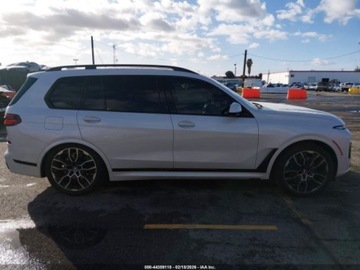 BMW X7 2024 BMW X7 2024 BMW X7 XDRIVE40I 3.0 Benzyna 375KM, zdjęcie 2