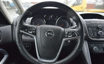 Opel Zafira C Tourer 1.4 Turbo ECOTEC 140KM 2013 Opel Zafira 1.4 TB Klimatronik Grzane Fotele Tempomat Sprowadzony 1.4, zdjęcie 23