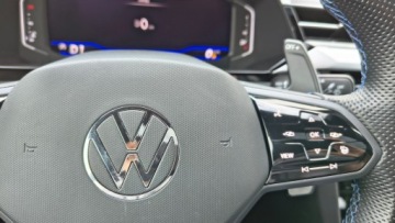 Volkswagen Arteon Shooting Brake R 2.0 TSI 320KM 2022 Volkswagen Arteon R 2.0TSI 320KM ACC 4X4 Panorama, zdjęcie 18