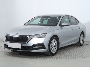 Skoda Octavia III Liftback Facelifting 1.5 TSI ACT 150KM 2020 Skoda Octavia 1.5 TSI, Salon Polska, zdjęcie 1