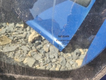 FF SKLO (OKNO) ČELNÍ PŘEDNÍ SENZOR Z NISSAN JUKE F15 10- ORIG.