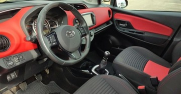 Toyota Yaris III Hatchback 5d Facelifting 1.33 Dual VVT-i 99KM 2015 Toyota Yaris 1.33 Dynamic EU6 Gwarancja, Ofert..., zdjęcie 15