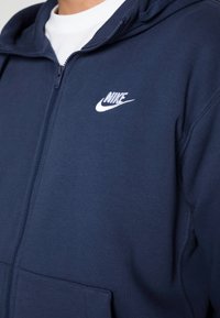 Bluza kangurka rozpinana Nike Sportswear L