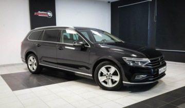 Volkswagen Passat B8 Variant Facelifting 2.0 TDI SCR 150KM 2022 Volkswagen Passat Lift*Elegance*Salon Polska*I, zdjęcie 4
