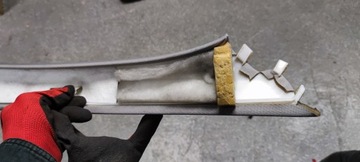 MERCEDES W221 КРЫШКА СТОЙКИ ЛЕВАЯ A2216908525