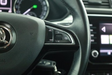 Skoda Superb III Kombi 2.0 TSI 272KM 2018 Skoda Superb 2.0 TSI, Salon Polska, 4X4, Automat, zdjęcie 12