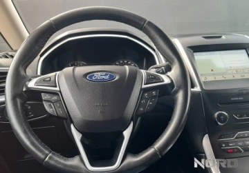 Ford S-Max II Van 2.0 TDCi 150KM 2017 Ford S-Max Bezwypadkowy, FV23, 4x4, Titanium, KredytowanieLeasing, gwaranc, zdjęcie 16