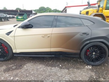 Lamborghini Urus 2021 Lamborghini Urus Graphite CapsulePearl Capsule 2021 4.0 Benzyna 641KM, zdjęcie 1