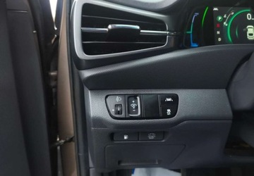 Hyundai IONIQ Hatchback Facelifting (Hybrid) 1.6 GDI 141KM 2020 Hyundai IONIQ Hyundai IONIQ Hybrid Business 1.6 Hybryda 141KM, zdjęcie 16