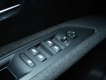 Peugeot 3008 II Crossover Facelifting  1.2 PureTech 130KM 2022 Peugeot 3008 1.2 PureTech, Salon Polska, zdjęcie 18