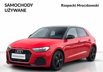 Audi A1 II 1.0 30 TFSI 116KM 2018 Audi A1 Sportback 30TFSI 116KM Advanced S tronic, Reflektory LED, Czujniki