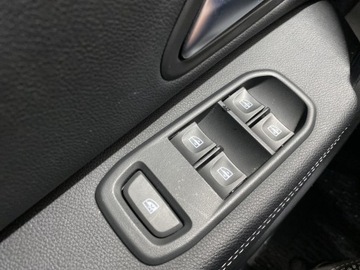 Dacia Duster II SUV  1.3 TCe 130KM 2019 Dacia Duster 1.3 TCe FAP Prestige EU6d II (2017-), zdjęcie 18