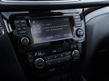 Nissan Qashqai II Crossover 1.2 DIG-T 115KM 2016 Nissan Qashqai 1.2 DIG-T, Salon Polska, Navi, zdjęcie 11