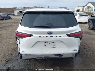 Toyota Sienna III 2022 Toyota Sienna 2022 Toyota Sienna XLE AWD 7-Passenger 2.5 Benzyna 189KM, zdjęcie 3