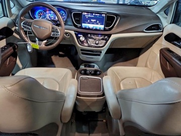 Chrysler Pacifica II 2021 Chrysler Pacifica Touring L 2021 3.6l 3.6 Benzyna 287KM, zdjęcie 8