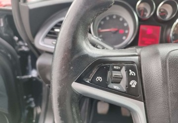 Opel Astra J GTC 1.4 100KM 2014 Opel Astra Opel Astra j 1.4 16v klima pds stan bdb gwarncja przebiegu 1.4, zdjęcie 25