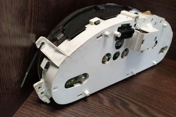 PŘÍSTROJOVÁ DESKA DODGE GRAND CARAVAN P04685742AE 3.79L GASOLINE 148KW 2006