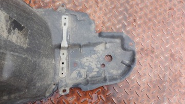 PODBĚH PRAVÝ PŘEDNÍ TOYOTA PRIUS III 09-15