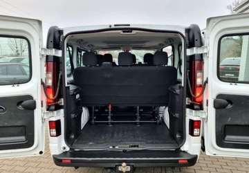 Opel Vivaro B Kombi Extra Long H1 2,9t 1.6 BiTurbo 125KM 2017 Opel Vivaro 1,6 Diesel 125km 6-Biegow Klima Serwis 9-osob 1.6 Diesel, zdjęcie 28