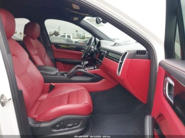 Porsche Cayenne III 2022 Porsche Cayenne Coupe Platinum Edition 2022 3.0l 3.0 Benzyna 335KM, zdjęcie 9